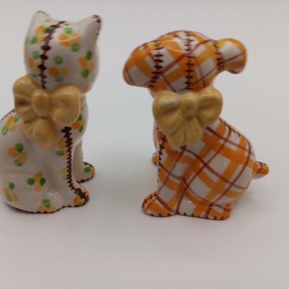 Vintage Brayton Laguna salt and pepper shakers - Picture 5 of 11